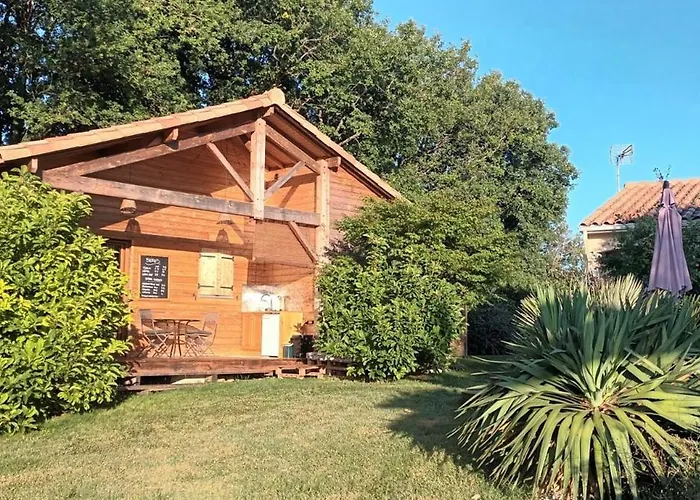 Chalet En Perigord Vert בית נופש